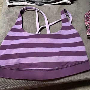 Lululemon energy bra size 10
